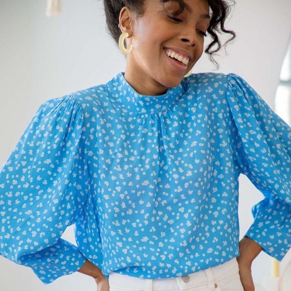 Rolla’s Stephanie Little Daisy Blouse – Blue Floral, Button-Back, Size S - Picture 1 of 13